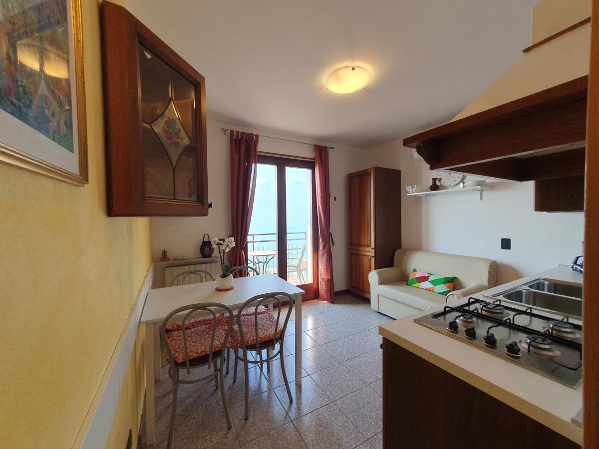 Appartement Casa Valenti à Brenzone Extérieur photo
